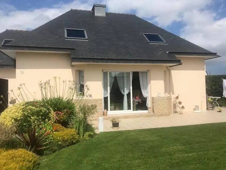 Homestay Dom & Ses Chambres D'Hotes Plouigneau France