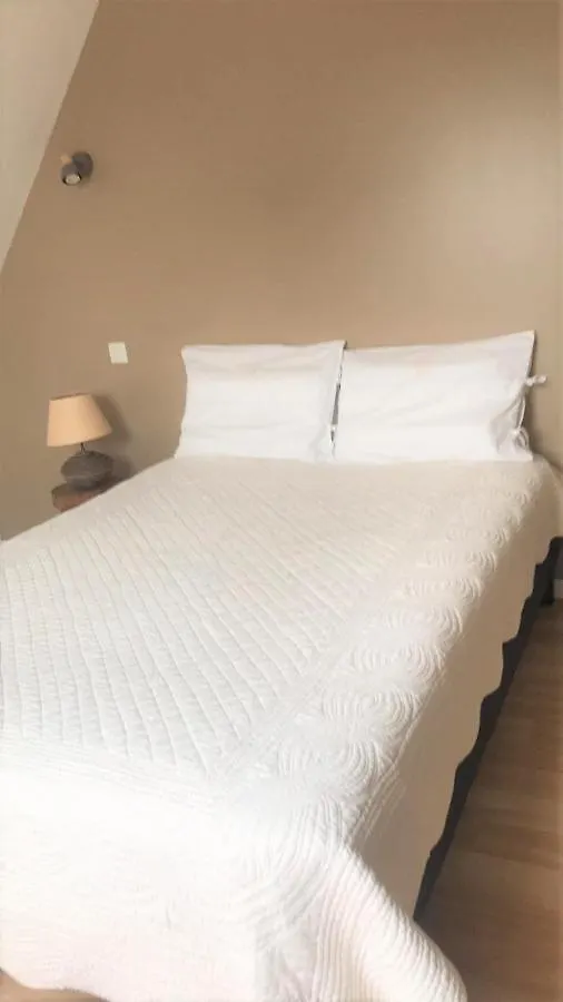 Dom & Ses Chambres D'Hotes Plouigneau 0*,  France
